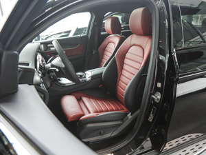 2018GLC 300 4MATIC ISUV g