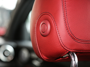 2018GLC 300 4MATIC ISUV g