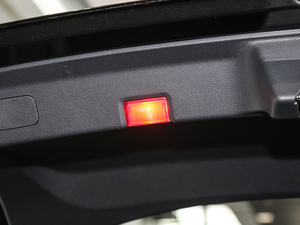 2018GLC 300 4MATIC ISUV g