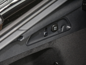 2018GLC 300 4MATIC ISUV g