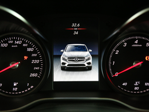 2018GLC 300 4MATIC ISUV п؅^