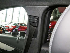 2018GLC 200 4MATIC ISUV g