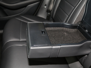 2018GLC 200 4MATIC ISUV g