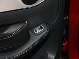 2018GLC 200 4MATIC ISUV g