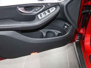 2018GLC 200 4MATIC ISUV ǰTg