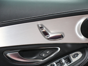 2018GLC 200 4MATIC ISUV {{