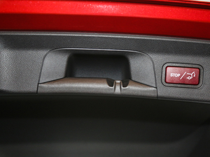 2018GLC 200 4MATIC ISUV g