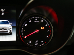 2018GLC 200 4MATIC ISUV п؅^