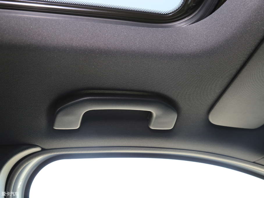 2018YB(j) B 200 (dng)