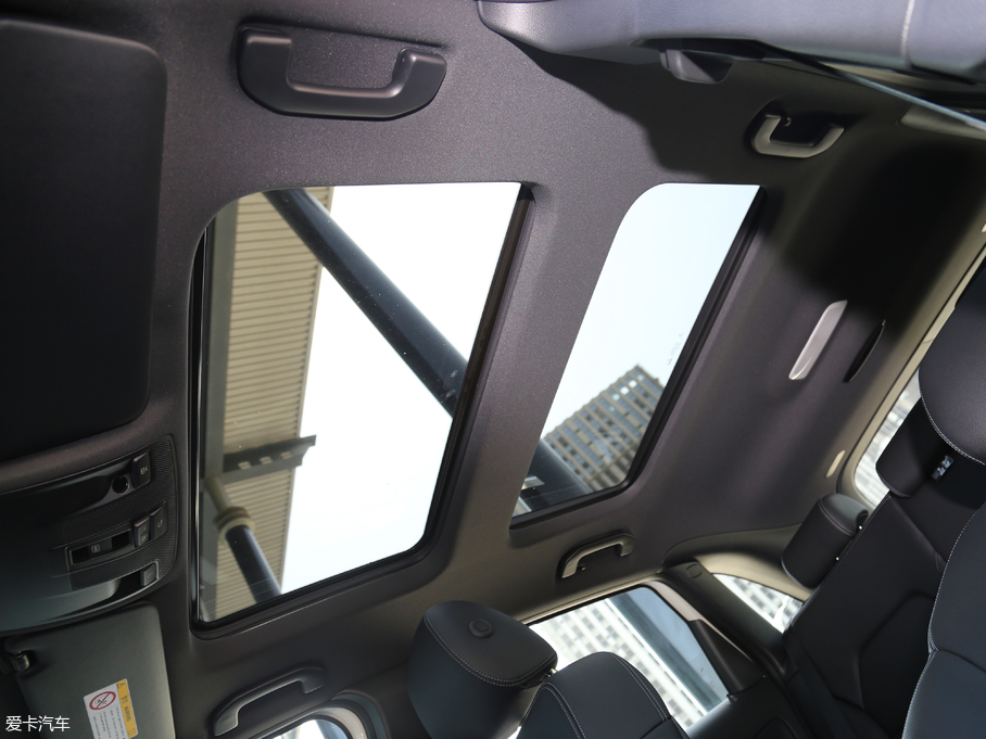 2018YB(j) B 200 (dng)