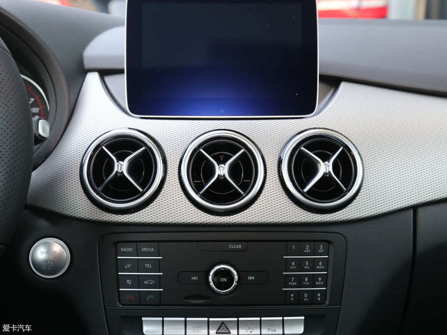 2018YB(j) B 200 (dng)