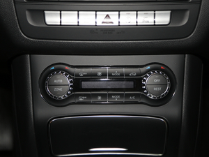 2018B 200 r(sh) {(dio){(dio)(ji)