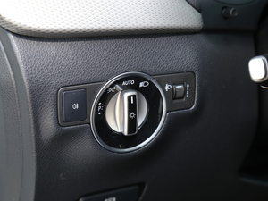 2018B 200 (dng) п؅^(q)