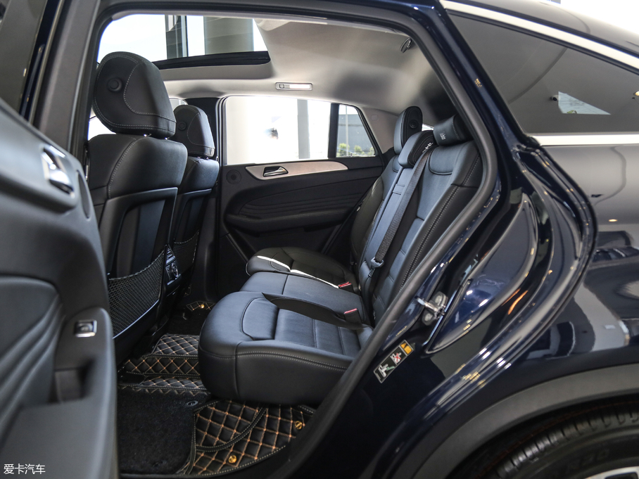 2018YGLECoupe GLE 400 4MATIC