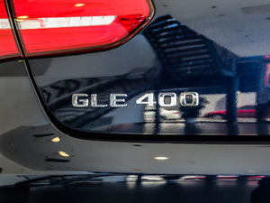 2018GLE 400 4MATIC (x)(ji)^(gun)