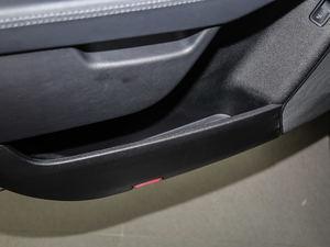 2018GLE 400 4MATIC ǰTg