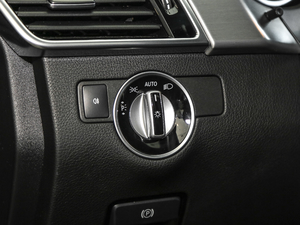 2018GLE 400 4MATIC п؅^