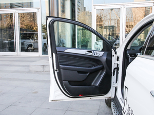 2018GLE 400 4MATIC {λ܇T