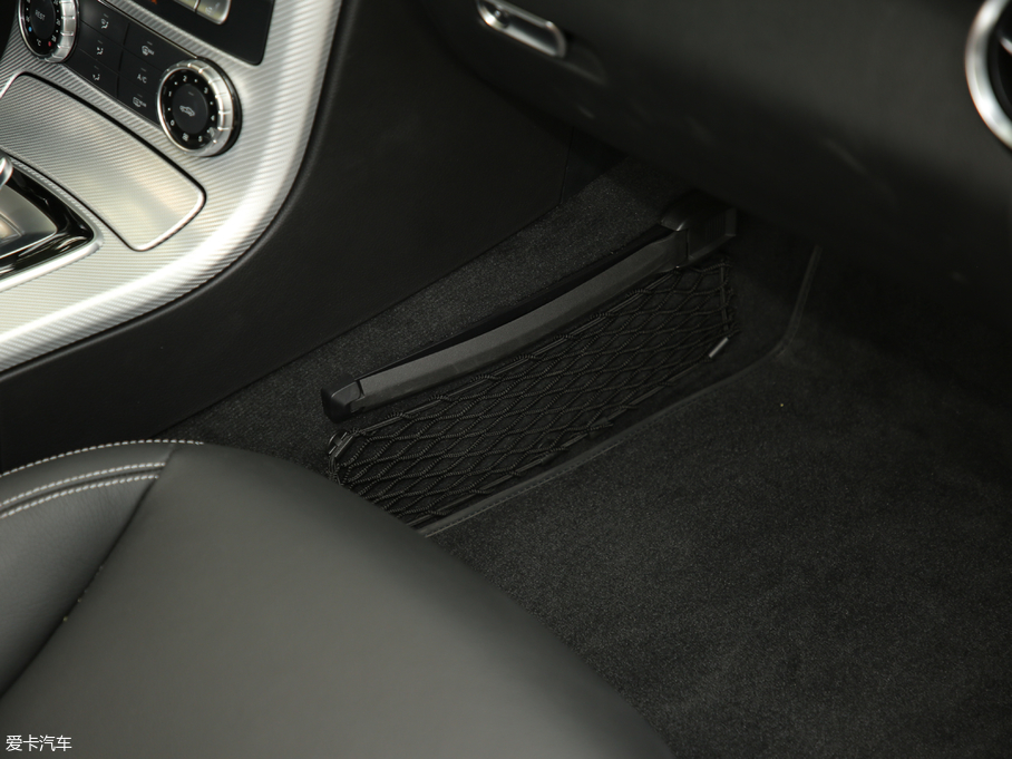 2018YSLC 260 (dng)