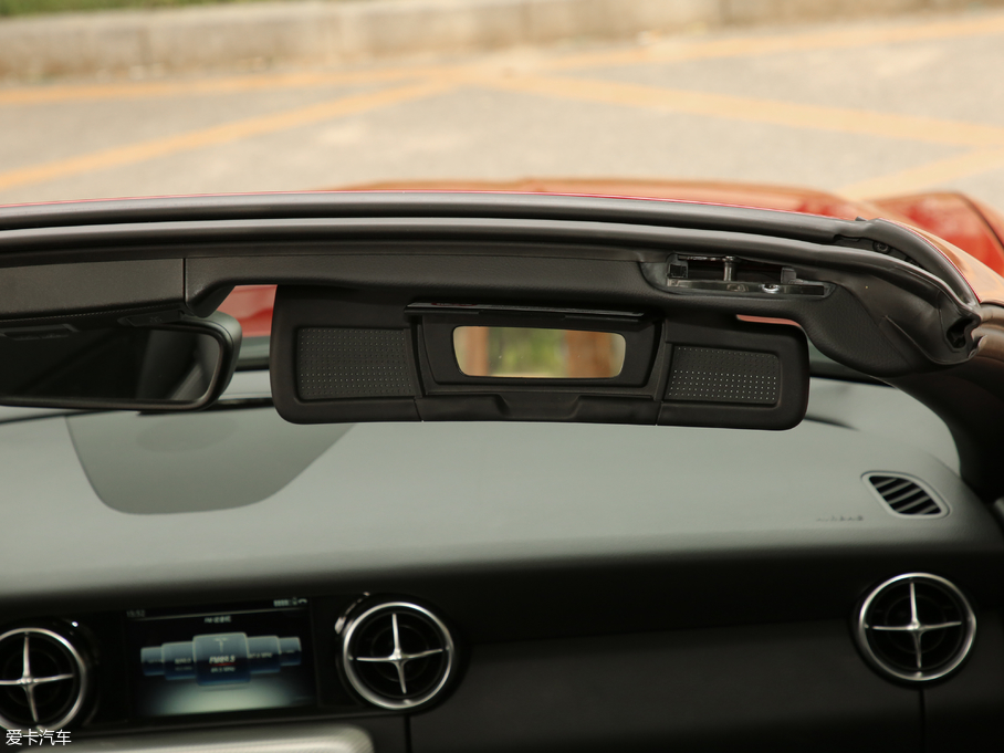 2018YSLC 260 (dng)