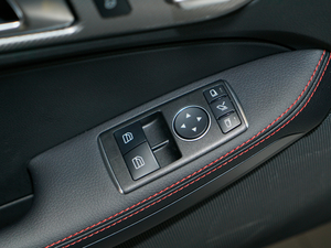 2018260 ؄e {܇ƅ^(q)	