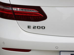 2018E 200 4MATICI܇ ^