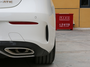 2018E 200 4MATICI܇ ^