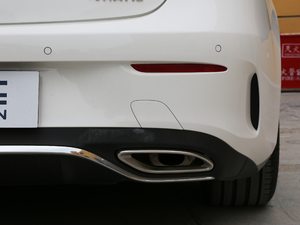 2018E 200 4MATICI܇ ^