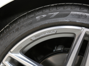 2018E 200 4MATICI܇ ^