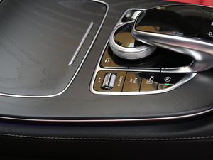 2018E 200 4MATICI܇ п؅^