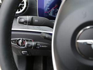 2018E 200 4MATICI܇ п؅^