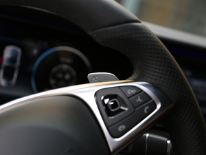 2018E 200 4MATICI܇ п؅^