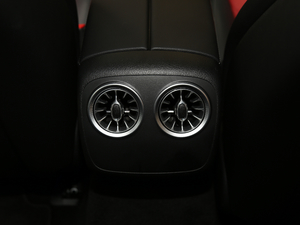 2018E 200 4MATICI܇ п؅^