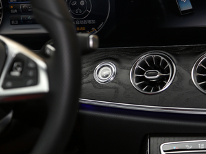 2018E 200 4MATICI܇ п؅^