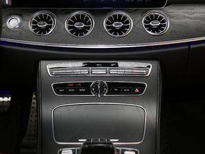 2018E 200 4MATICI܇ п؅^