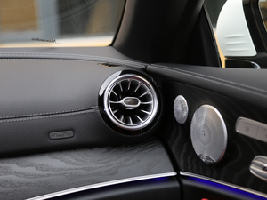 2018E 200 4MATICI܇ п؅^