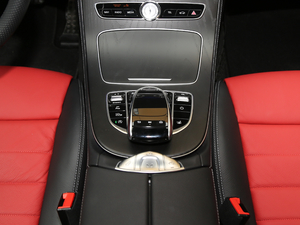 2018E 200 4MATICI܇ п؅^