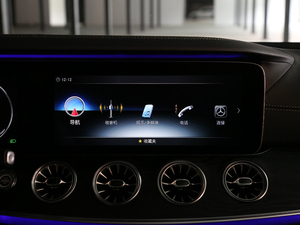 2018E 200 4MATICI܇ п؅^(q)