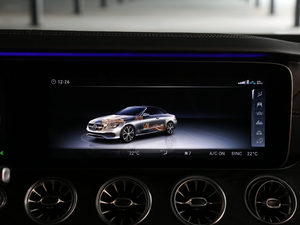 2018E 200 4MATICI܇ п؅^