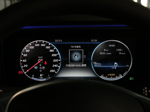 2018E 200 4MATICI܇ п؅^