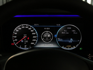 2018E 200 4MATICI܇ п؅^