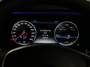 2018E 200 4MATICI܇ п؅^