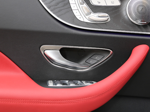 2018E 200 4MATICI܇ g