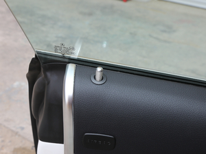 2018E 200 4MATICI܇ g