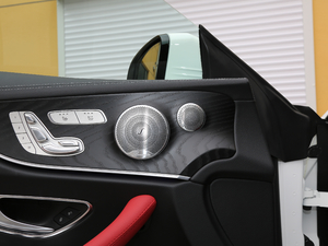 2018E 200 4MATICI܇ g