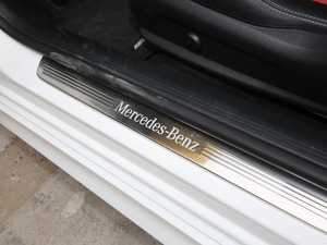 2018E 200 4MATICI܇ g