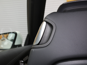 2018E 200 4MATICI܇ g