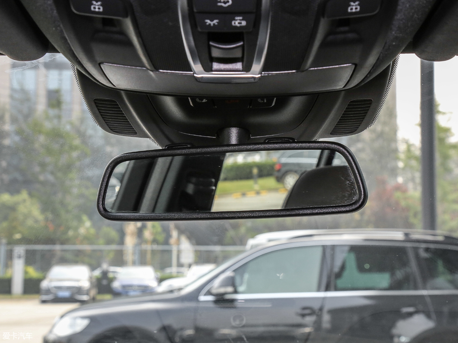 2018YGLE GLE 320 4MATIC Aذ