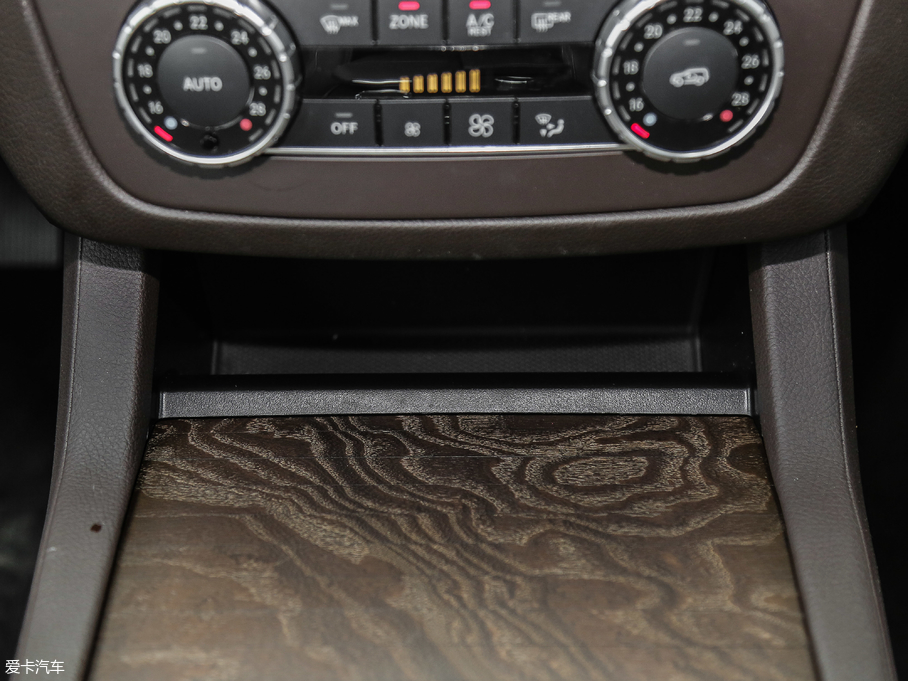 2018YGLE GLE 320 4MATIC Aذ