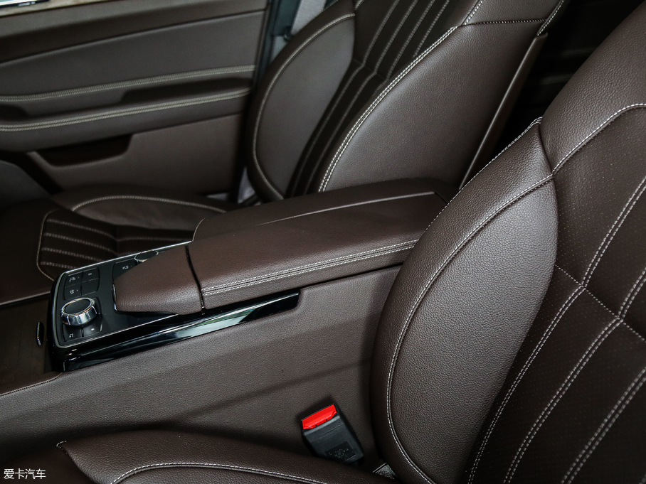 2018YGLE GLE 400 4MATIC ذ